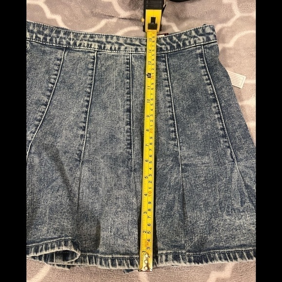 No boundaries Juniors Denim Skirt Size 9 - Picture 6 of 7